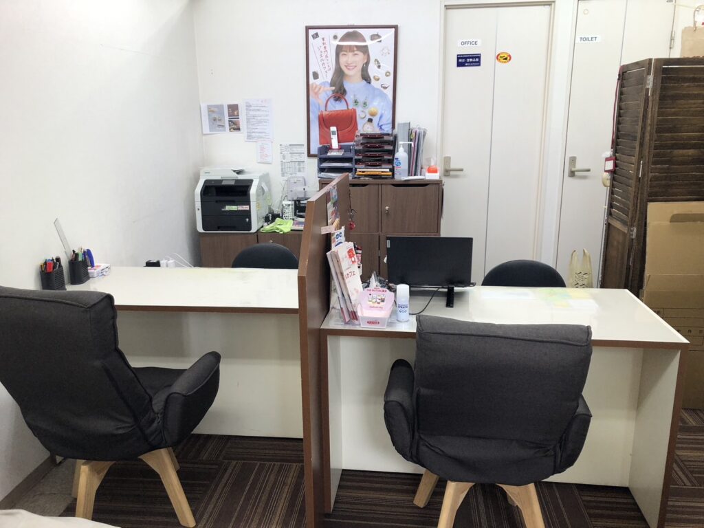 ジュエルカフェ　鶴見店 1