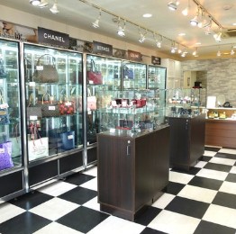 ブランドショップ　CLASS-A（クラスエー）たまプラーザ店 1