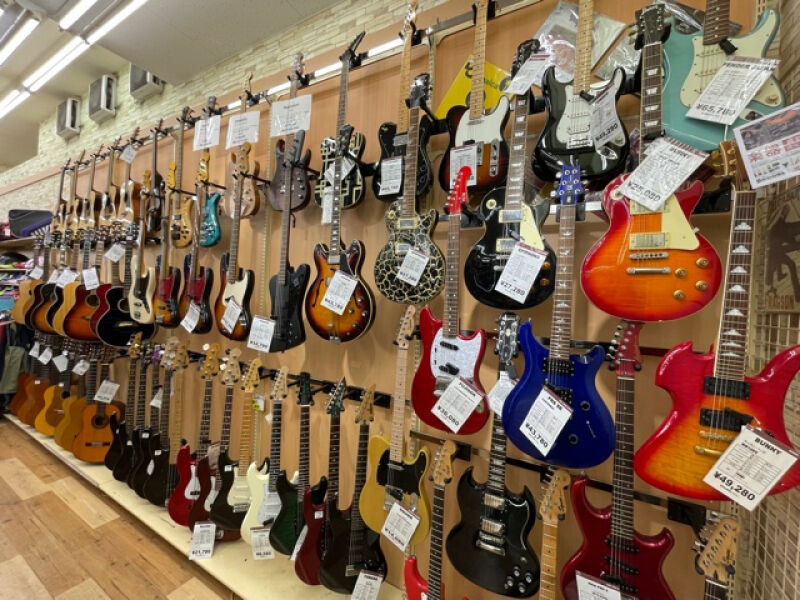 トレジャーファクトリー大和店 1