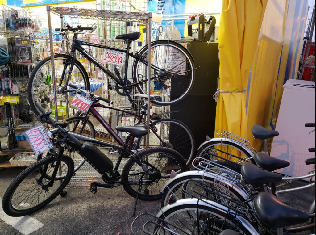 リサイクルガーデン厚木店 1