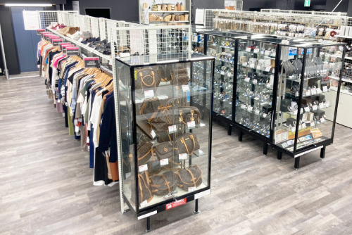 ワットマンBLiX茅ヶ崎店 1