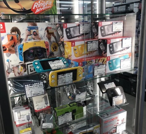 ブックオフ東名川崎インター店 4